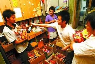宿舍也能做生意,盘点大学生的变现方式!