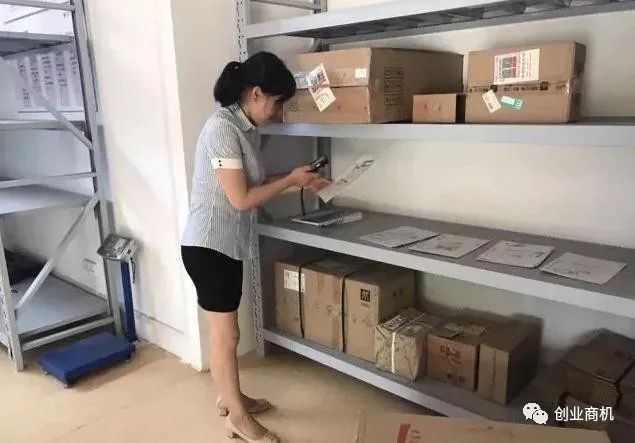 空手套白狼的项目，自己一分钱不用花，也能月入过万！