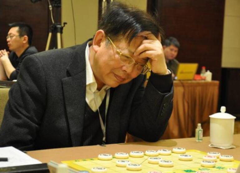 象棋胡荣华实战视频_胡荣华象棋开局讲座全集视频