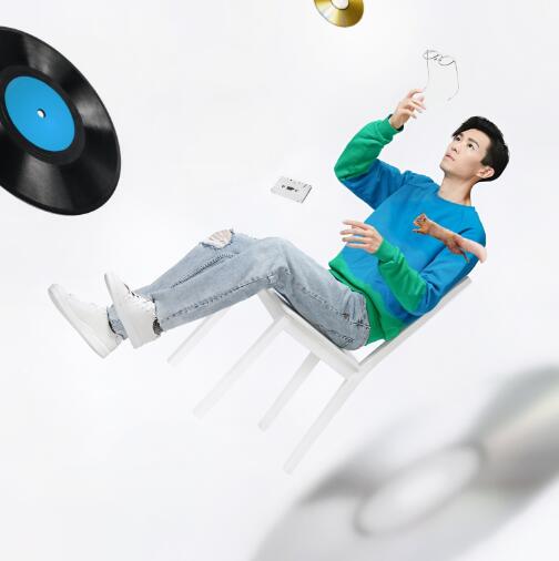 方大同《Favorite Stuff》最新单曲[高品质MP3+无损FLAC/23MB]百度云网盘下载