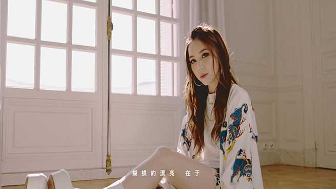邓紫棋《多美丽》无水印高清MV1080P[MP4/81MB]百度云网盘下载